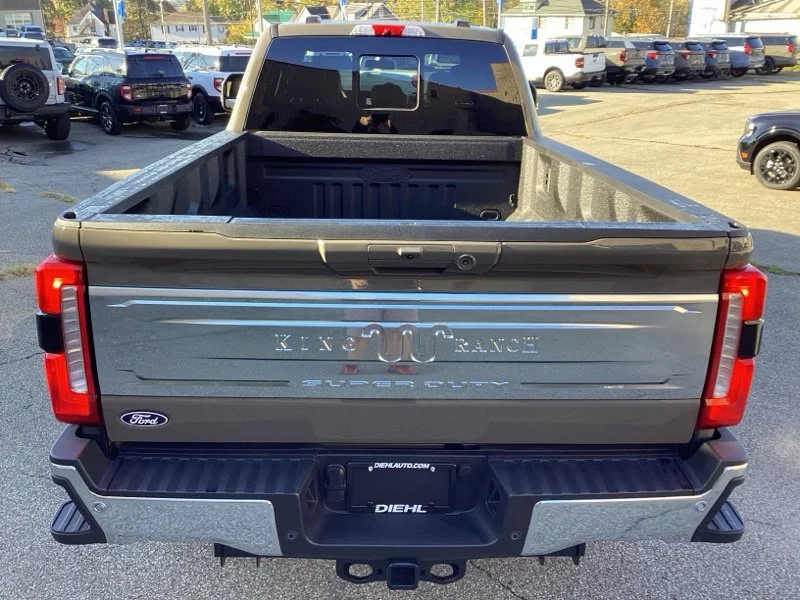 New 2027 Gray Ford King Ranch image 11