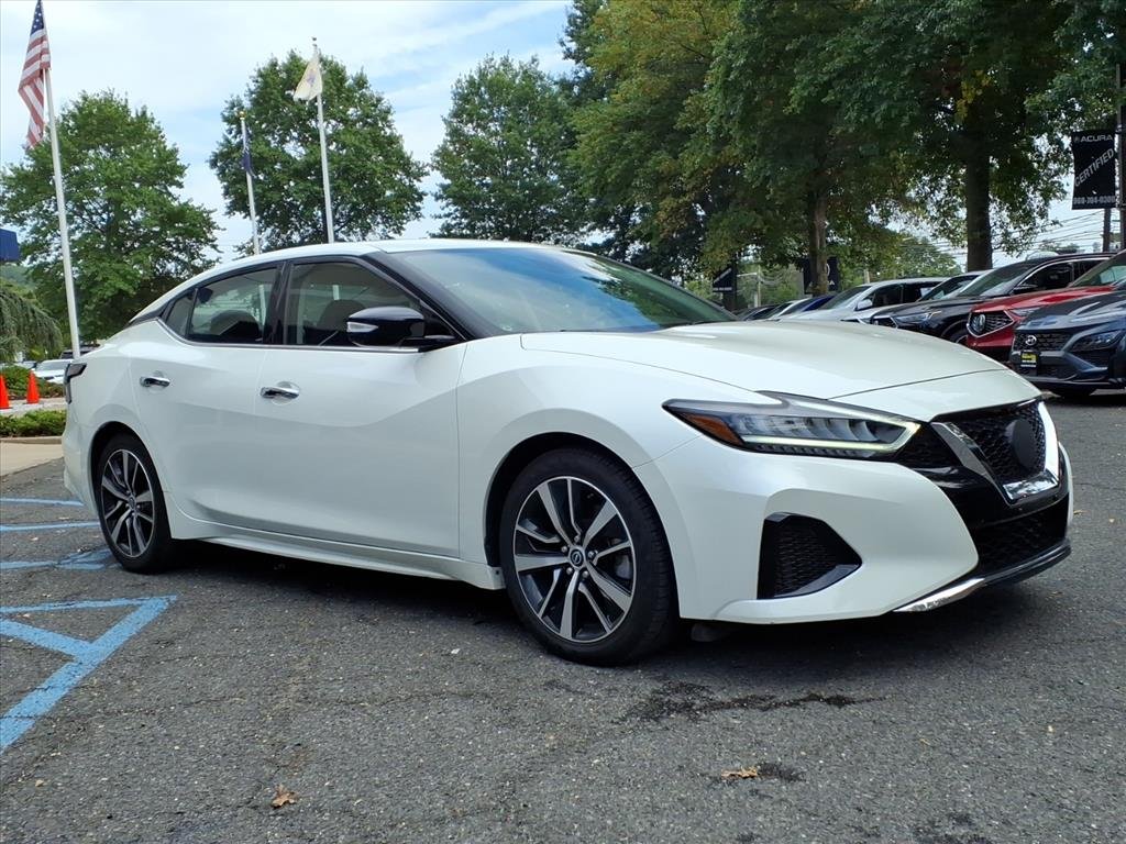 2023 Nissan Maxima SV