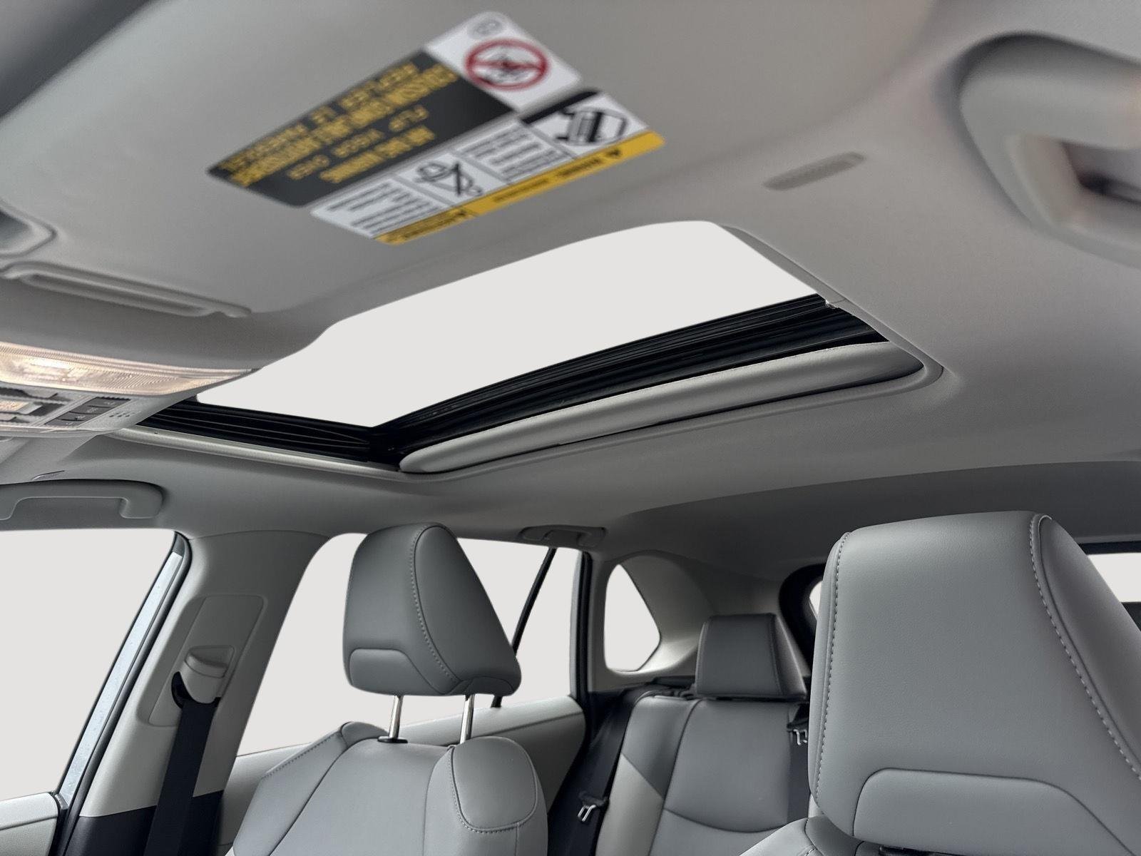 Used 2025 Silver Sky Metallic Toyota XLE Premium image 4