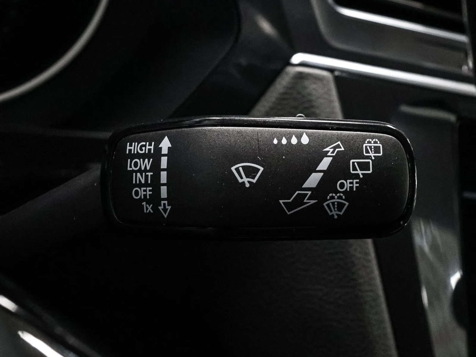 2021 Volkswagen Tiguan SE R-LINE BLACK - Photo 37