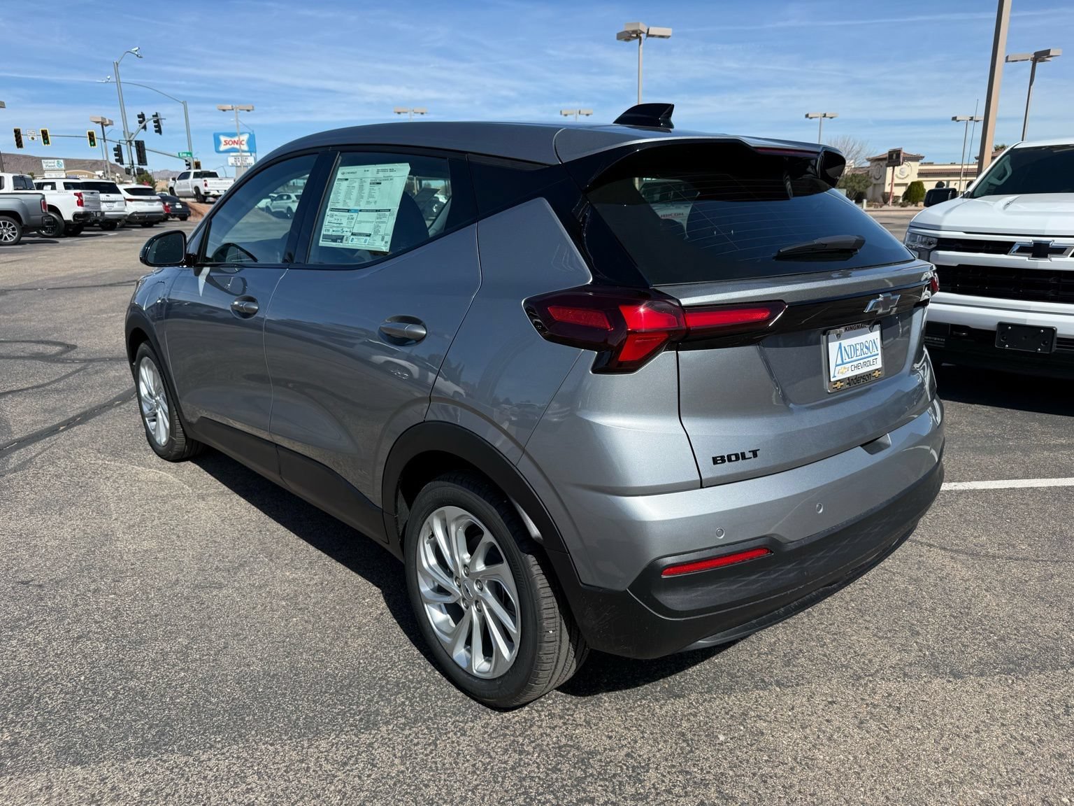 2027 Chevrolet Bolt LT - Photo 9