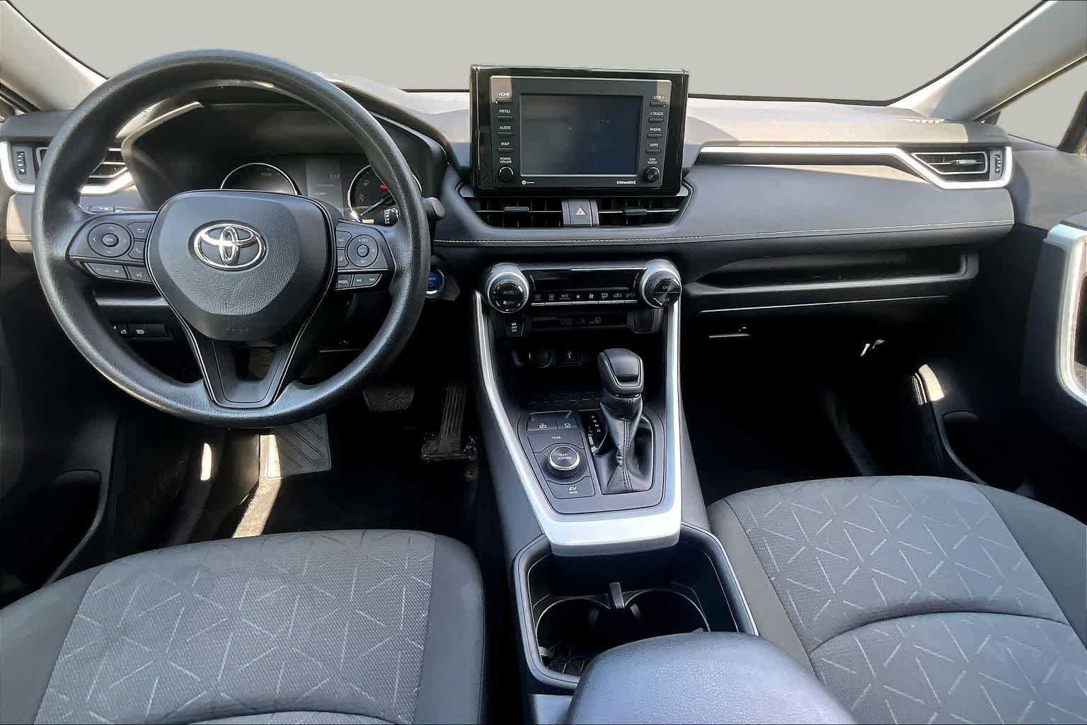 2022 Toyota RAV4 XLE - Photo 29