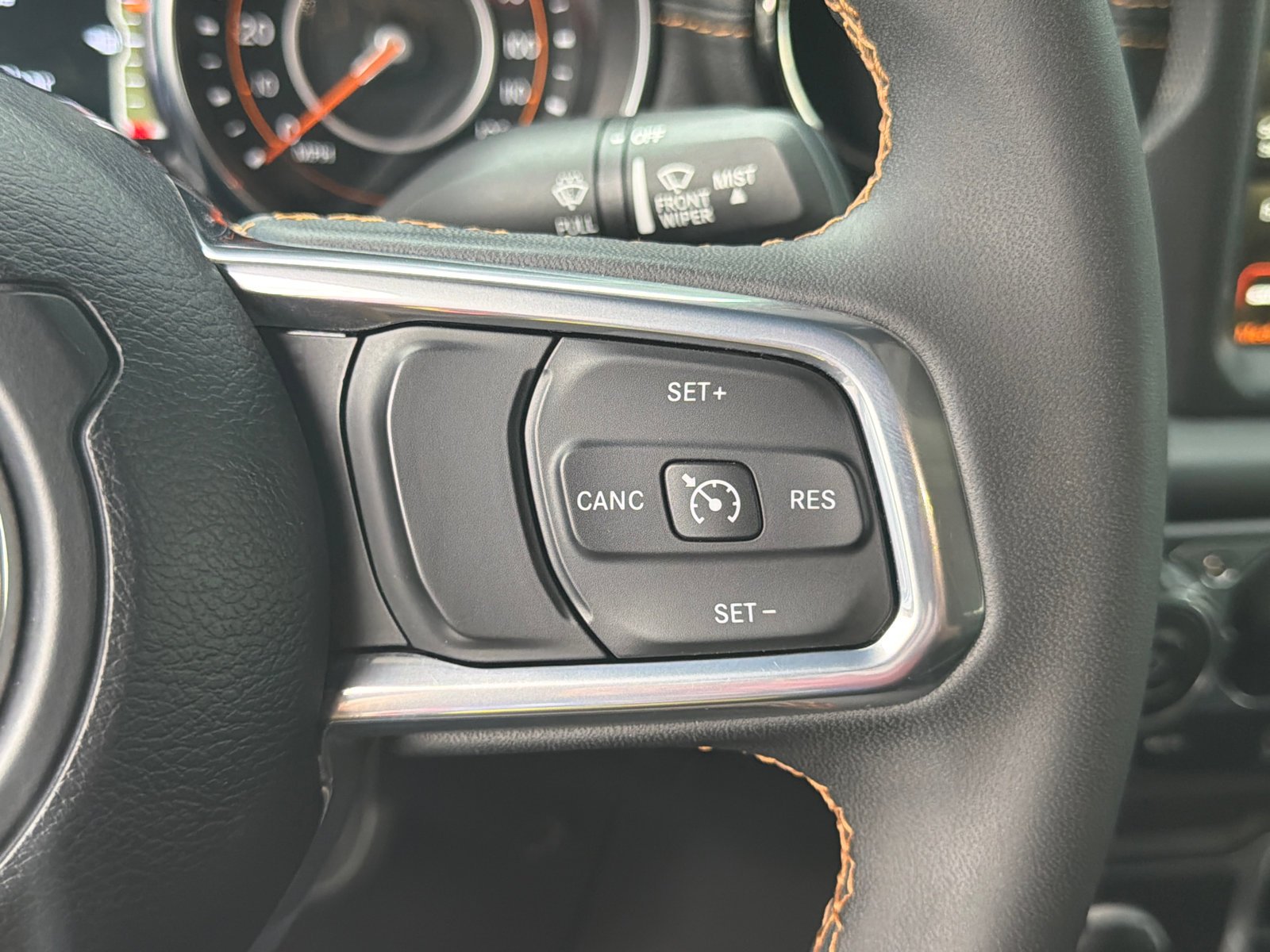 Used 2023 Sting-Gray Clearcoat Jeep High Altitude image 26