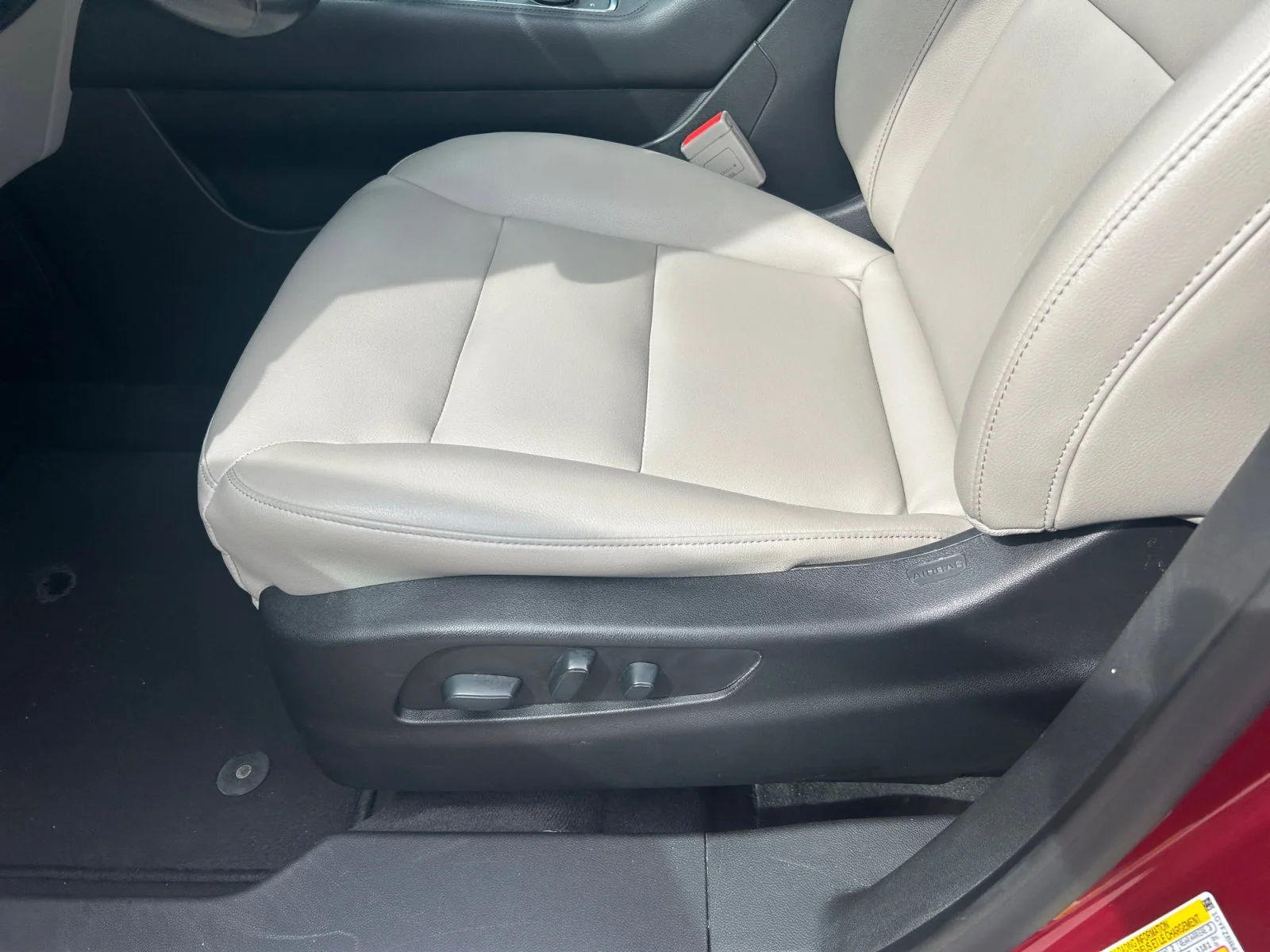 Used 2019 RED Cadillac AWD LUXURY AWD image 14
