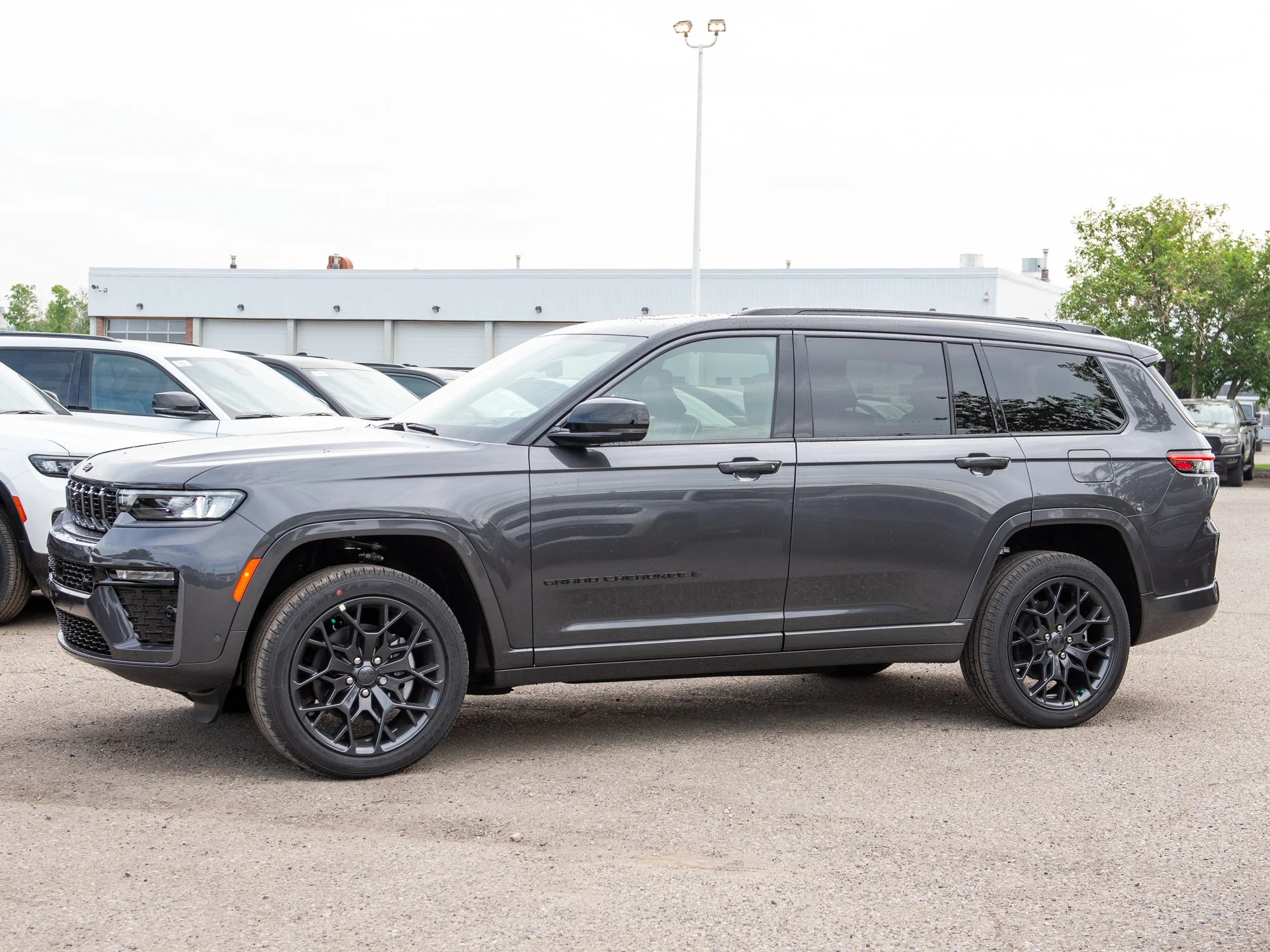 New 2026 Grey Jeep Summit* image 2