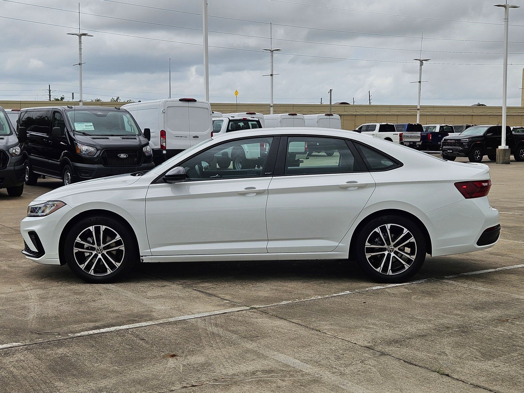 Certified Used 2025 Pure White Volkswagen 1.5T Sport image 6