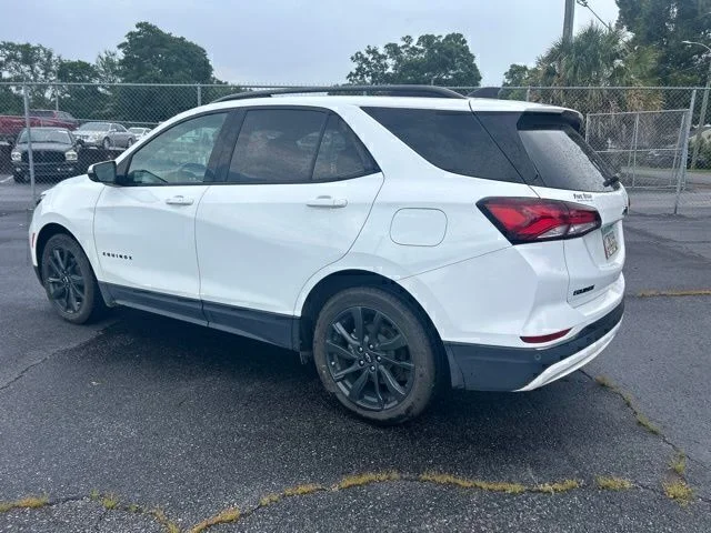 Used 2022 White Chevrolet RS image 3