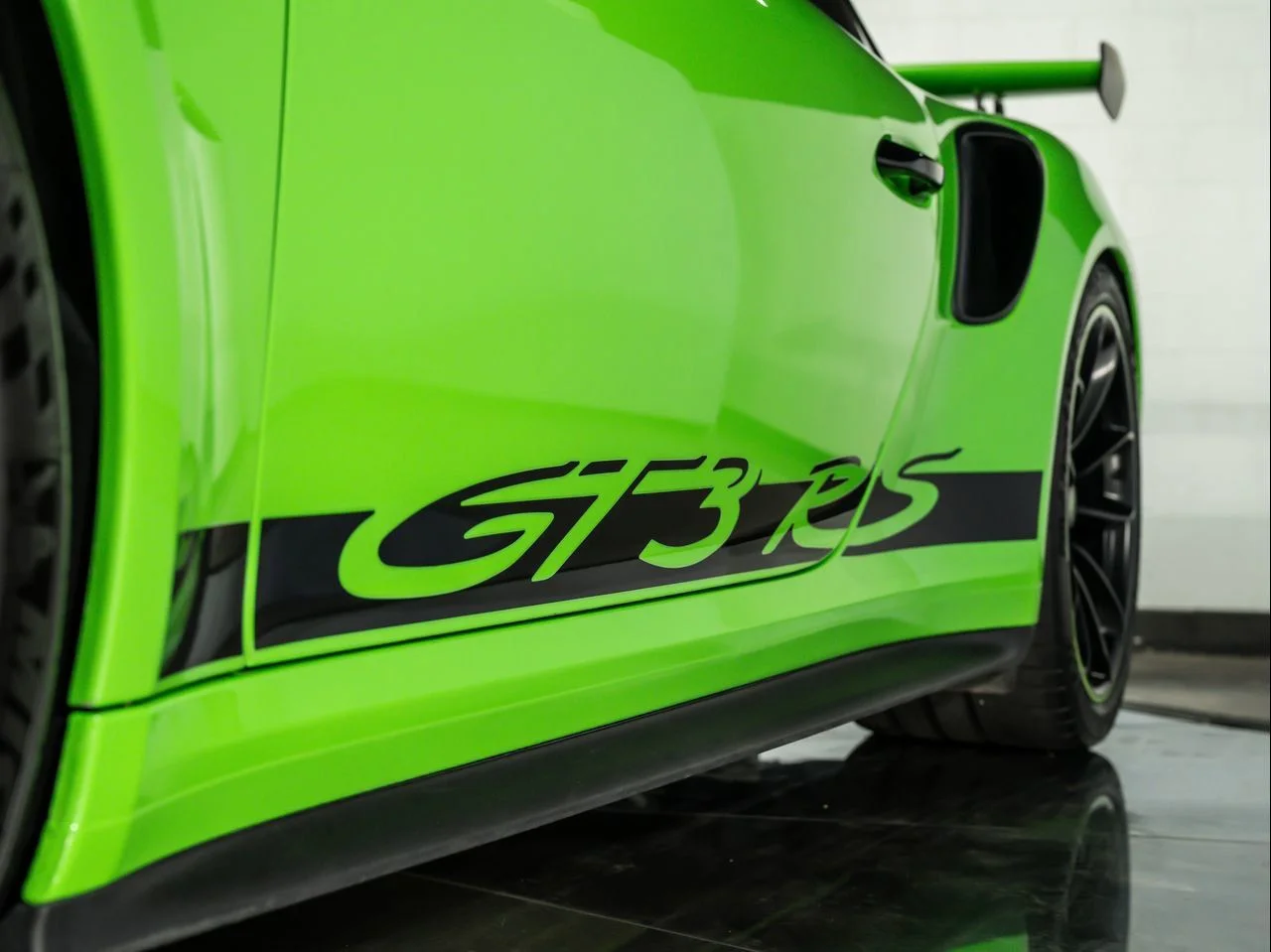 Used 2019 Green Porsche GT3 RS image 17