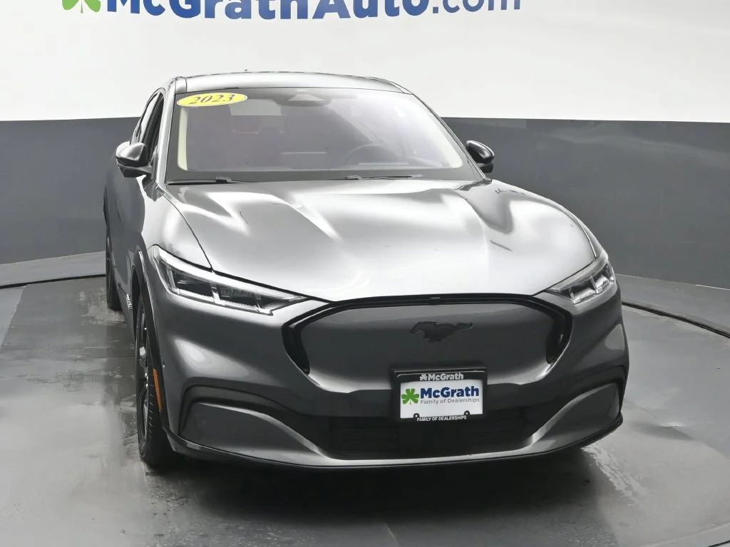 Used 2023 Gray Ford Premium image 5