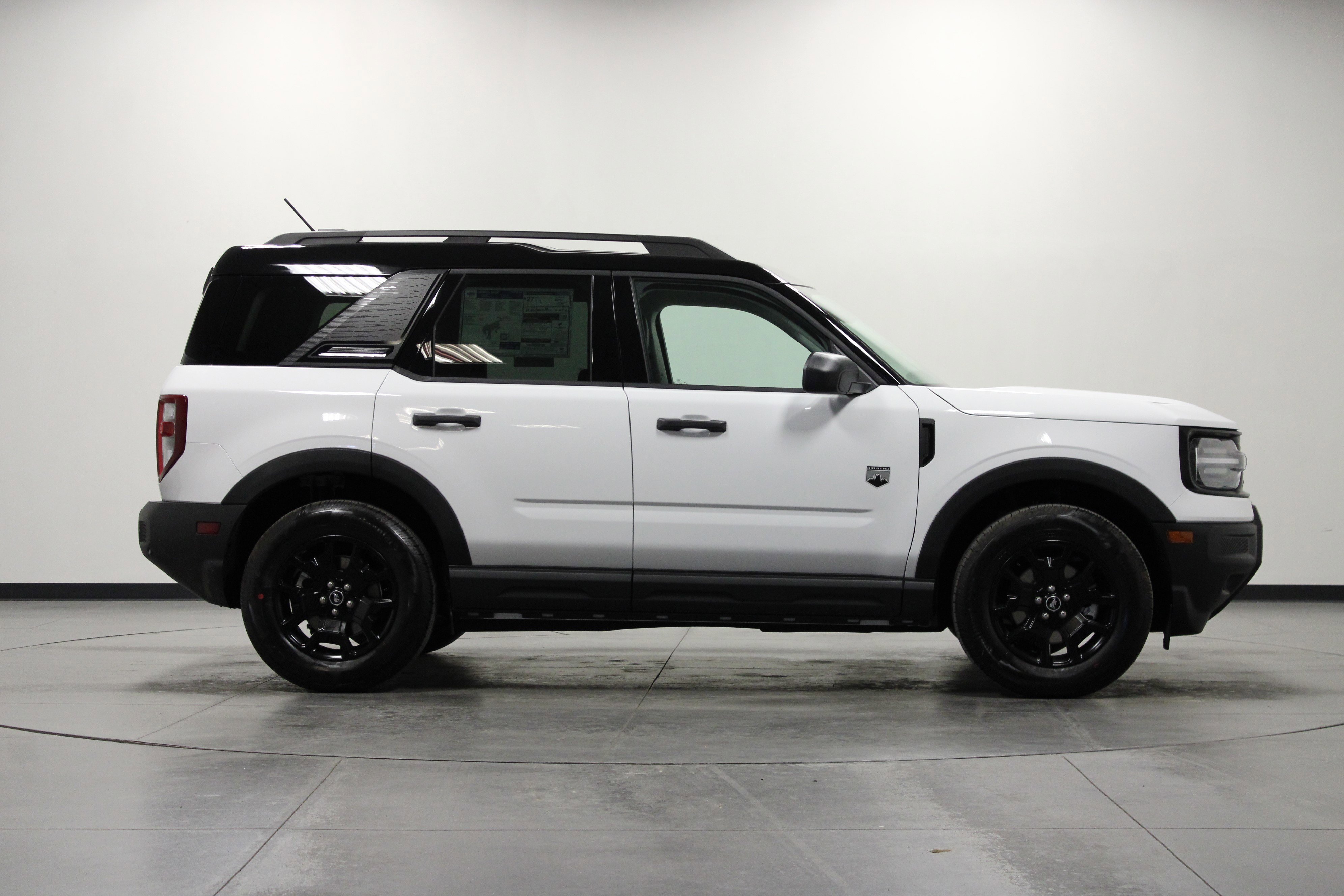 New 2025 Oxford White Ford Big Bend image 3