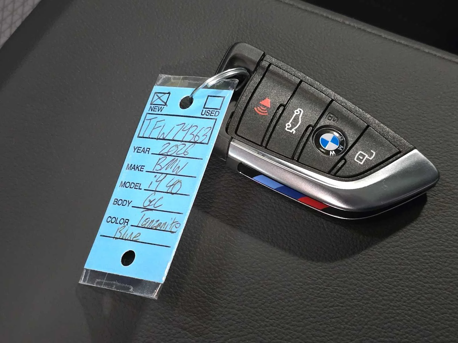 New 2026 Tanzanite Blue II Metallic BMW xDrive40 image 37