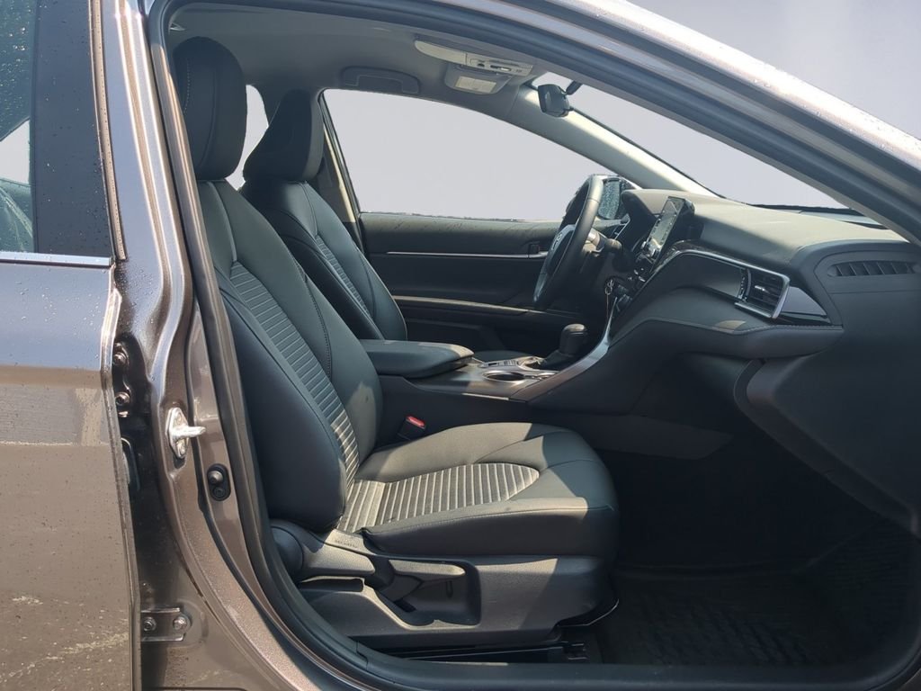 Used 2024 Predawn Gray Mica Toyota SE image 19