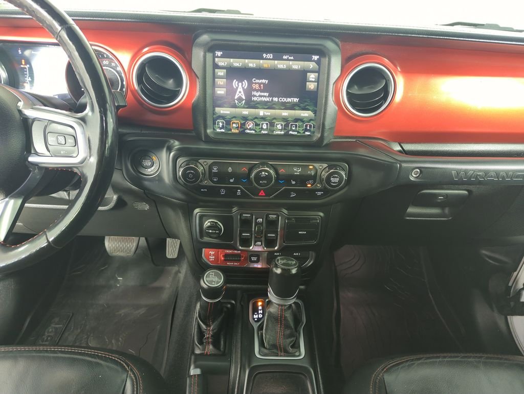 Used 2019 White Jeep Unlimited Rubicon image 24