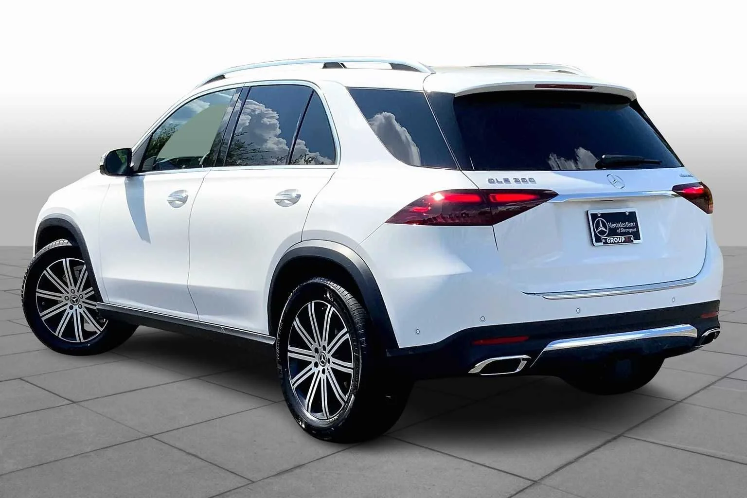 New 2026 Polar White Mercedes-Benz GLE 350 image 12