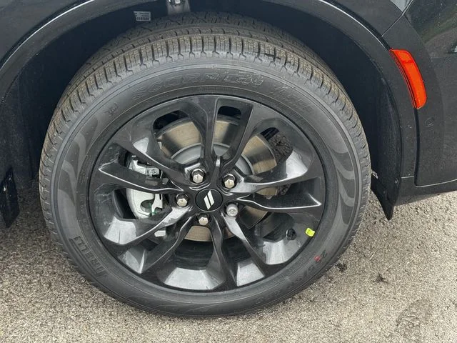 New 2026 Diamond Black Clear-Coat Exterior Paint Dodge GT PLUS image 9