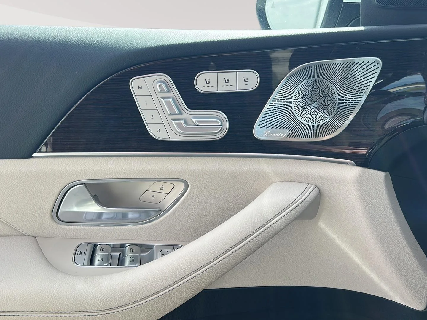 New 2026 Polar White Mercedes-Benz GLS 450 image 22