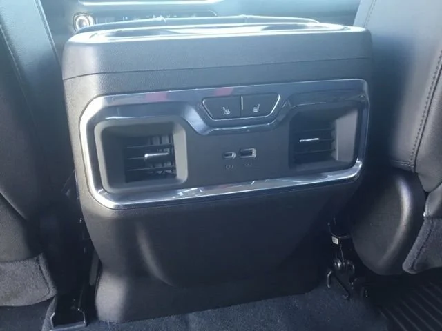 2025 Chevrolet Silverado 1500 LTZ - Photo 24
