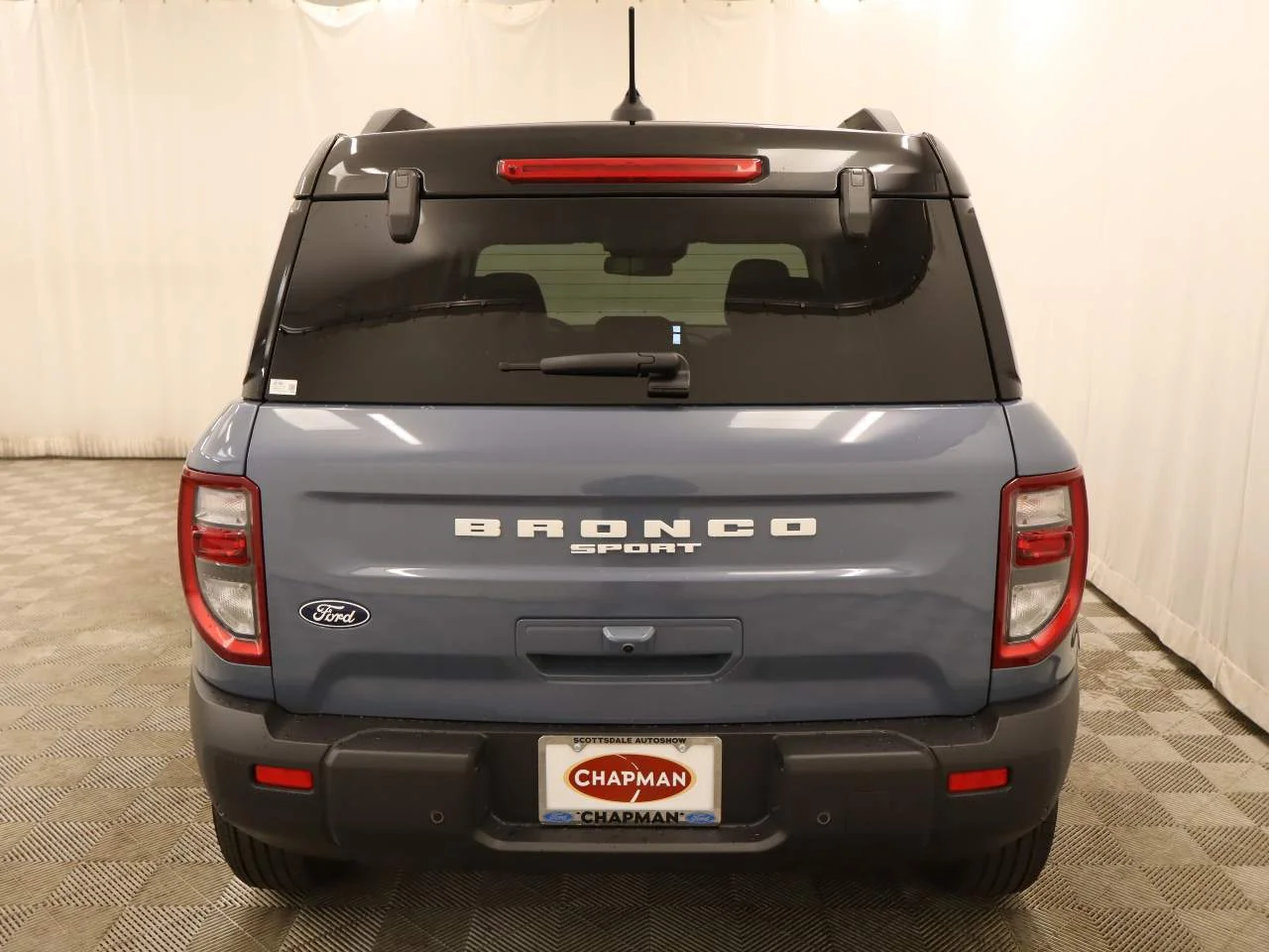 New 2026 Azure Gray Metallic Tri-Coat Ford Outer Banks® image 5