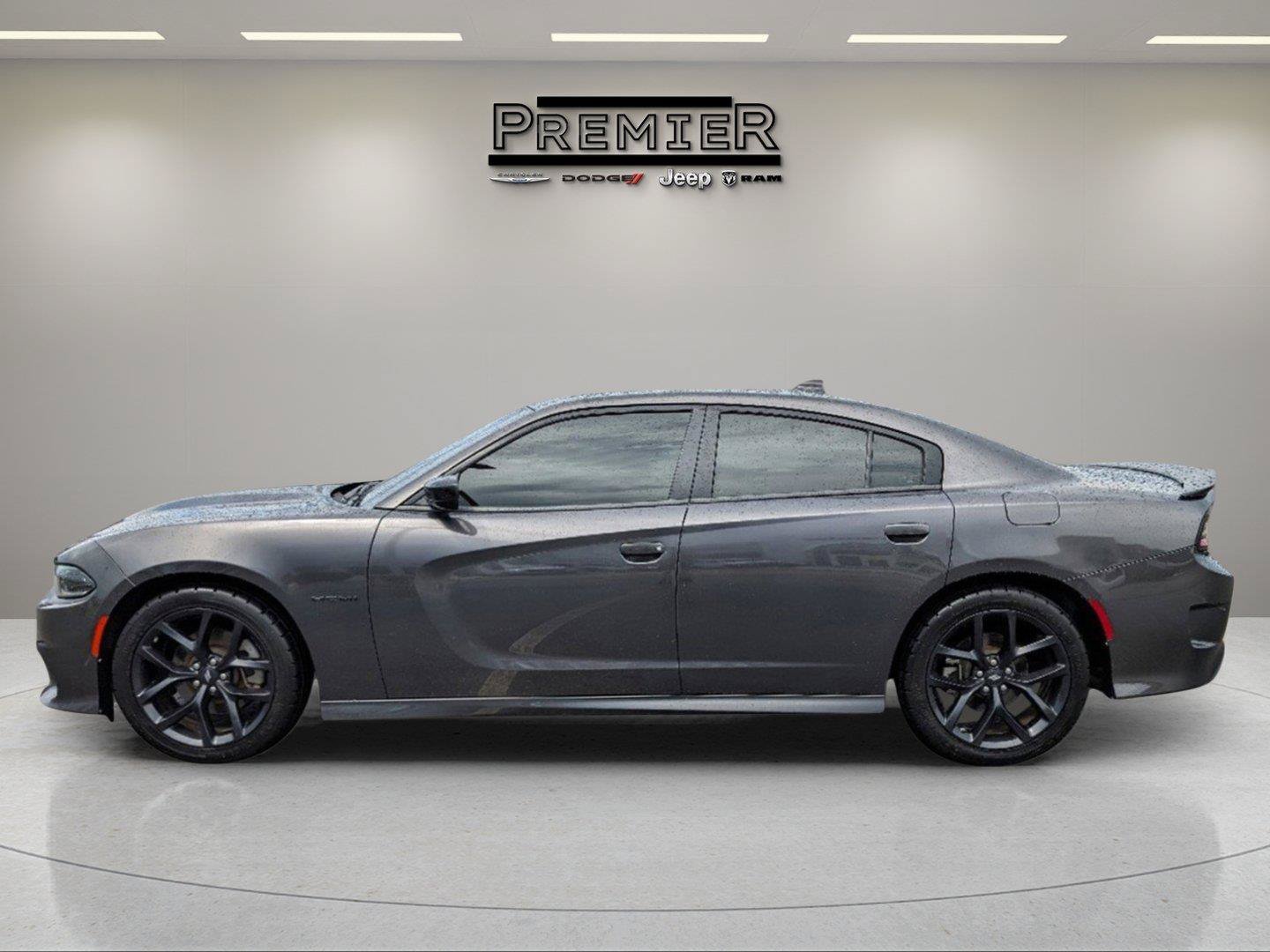 Used 2022 Granite Pearlcoat Dodge R/T image 8