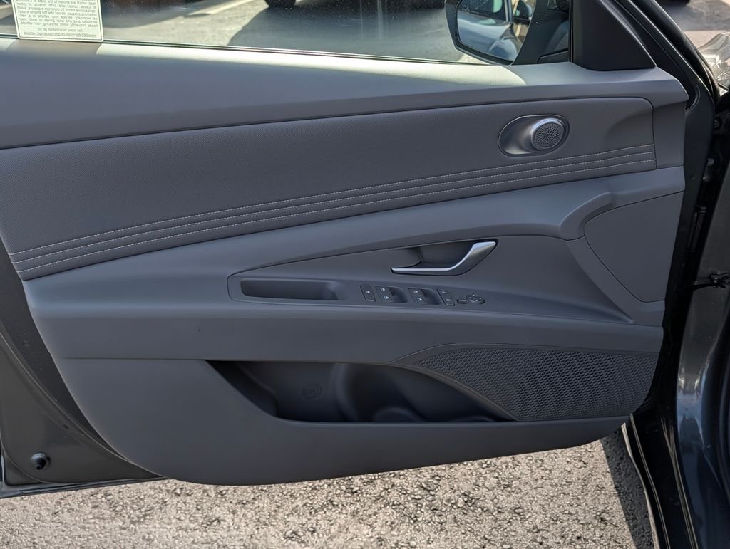 2026 Hyundai Elantra SEL Sport - Photo 15