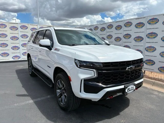 Used 2023 Summit White Chevrolet Z71 image 2