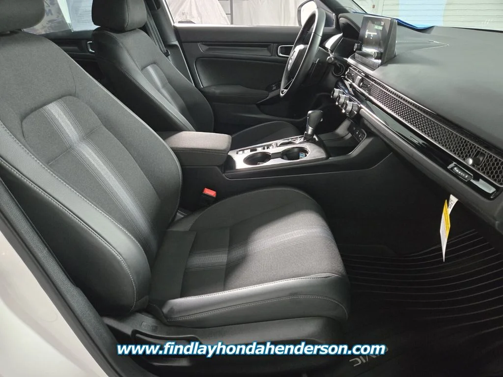 2026 Honda Civic Hatchback Sport - Photo 20