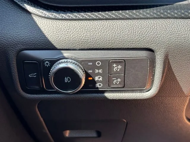Used 2023  Ford ST image 32