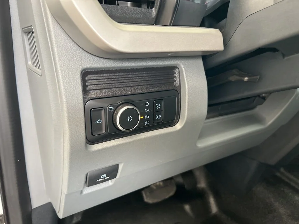 Used 2024 White Ford XL image 41