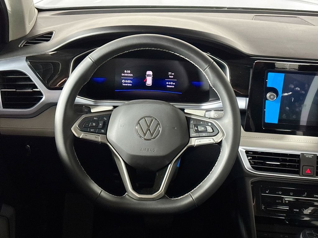 New 2026 Bright Moss Green Metallic Volkswagen 1.5T SE image 13