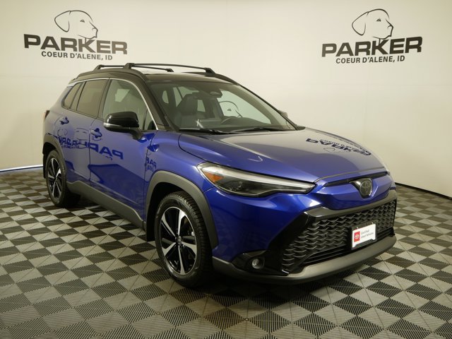 Used 2025 Blue Crush Metallic/Jet Black Toyota Hybrid XSE w/ Convenience Pkg image 4