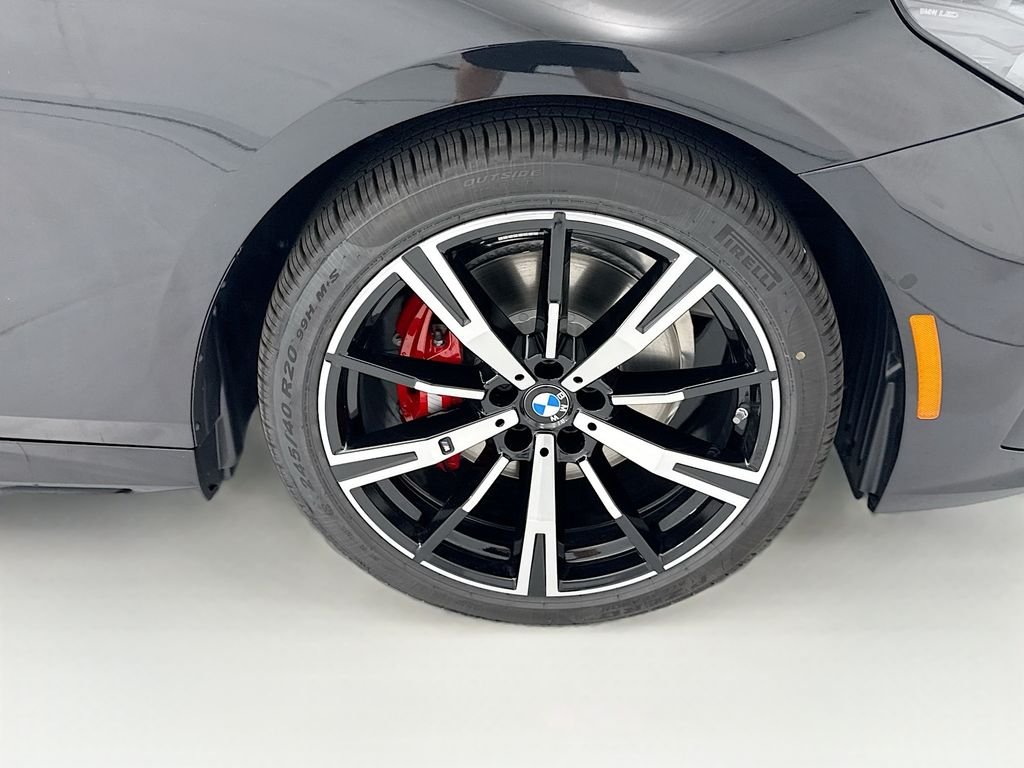 Used 2027 Black Sapphire Metallic BMW 530i image 32