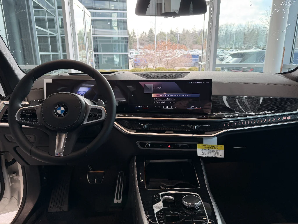 New 2026 Alpine White BMW xDrive40i image 15