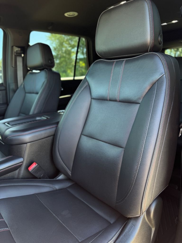 Used 2023 Black Chevrolet RST image 34