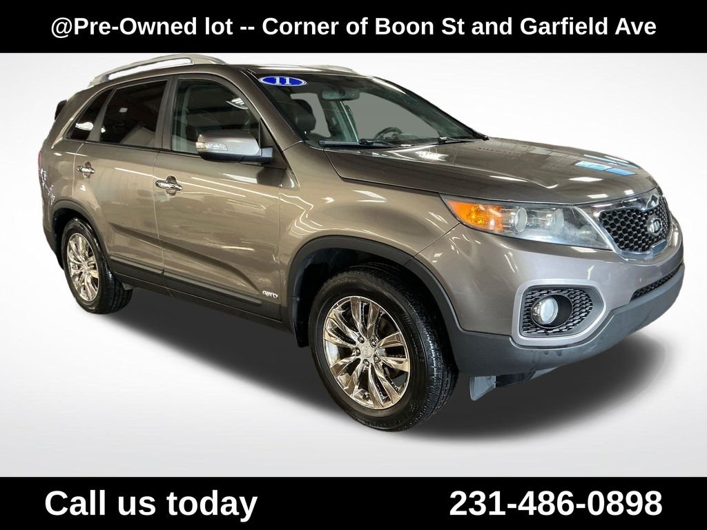 Used 2011 Silver Kia EX image 7
