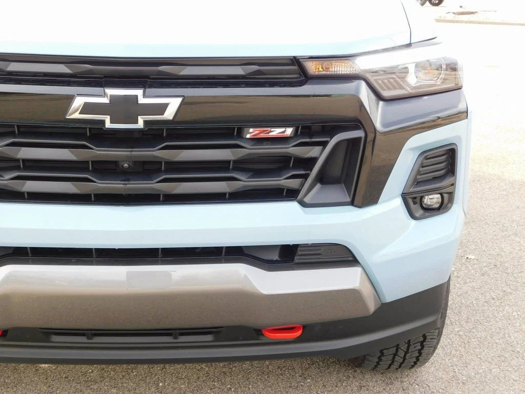 2025 Chevrolet Colorado Z71 - Photo 13