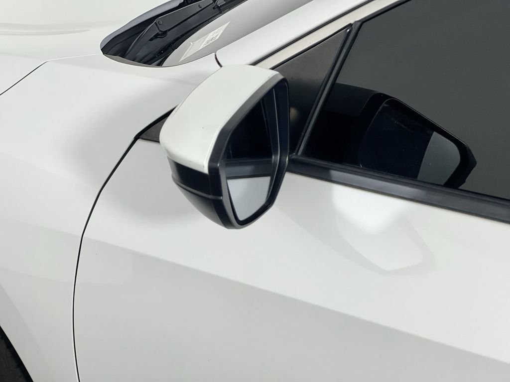 Used 2020 White Honda EX image 6