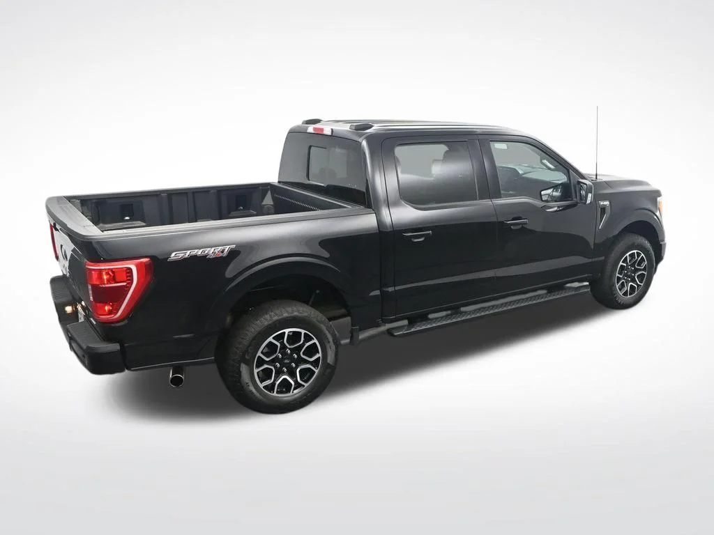 Used 2023 Black Ford XLT image 34