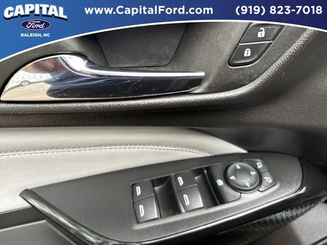 Used 2025 Gray Chevrolet LT image 21