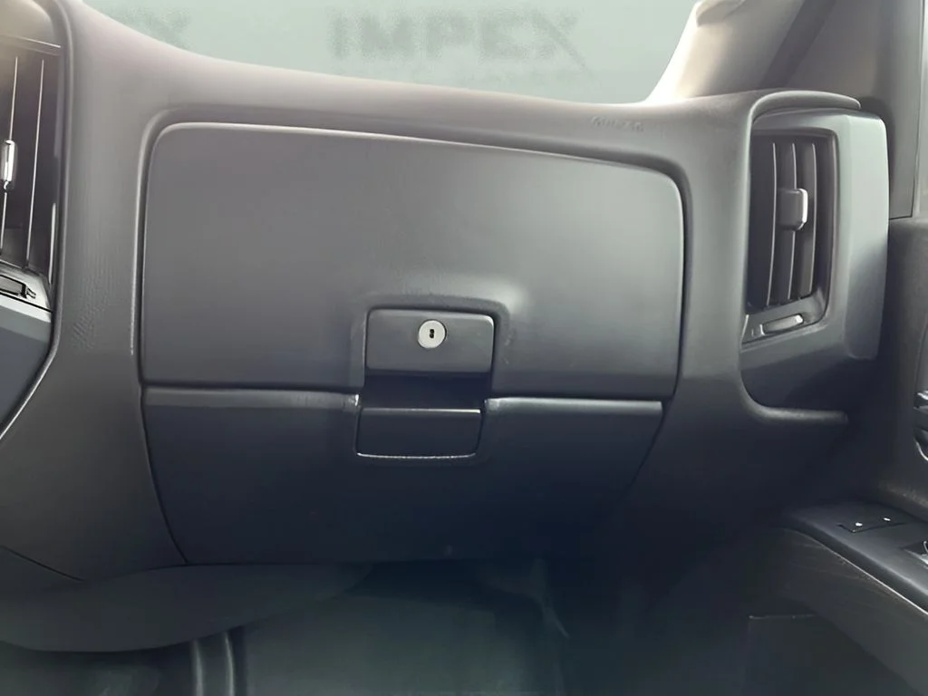 Used 2020 White Chevrolet Work Truck image 27
