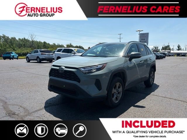 Used 2023 Green Toyota XLE image 6