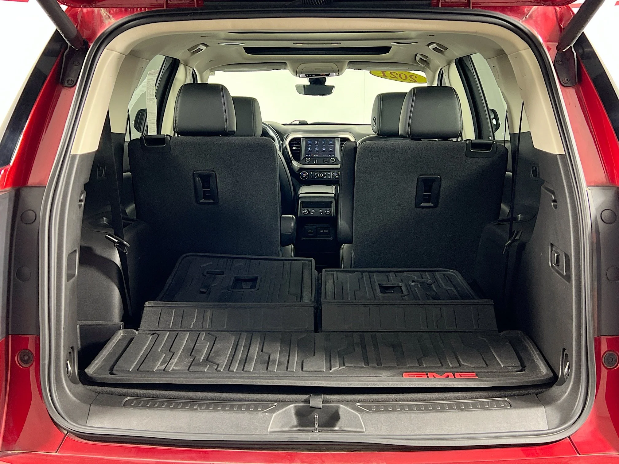 Used 2021 Cayenne Red Tintcoat GMC DENALI image 39