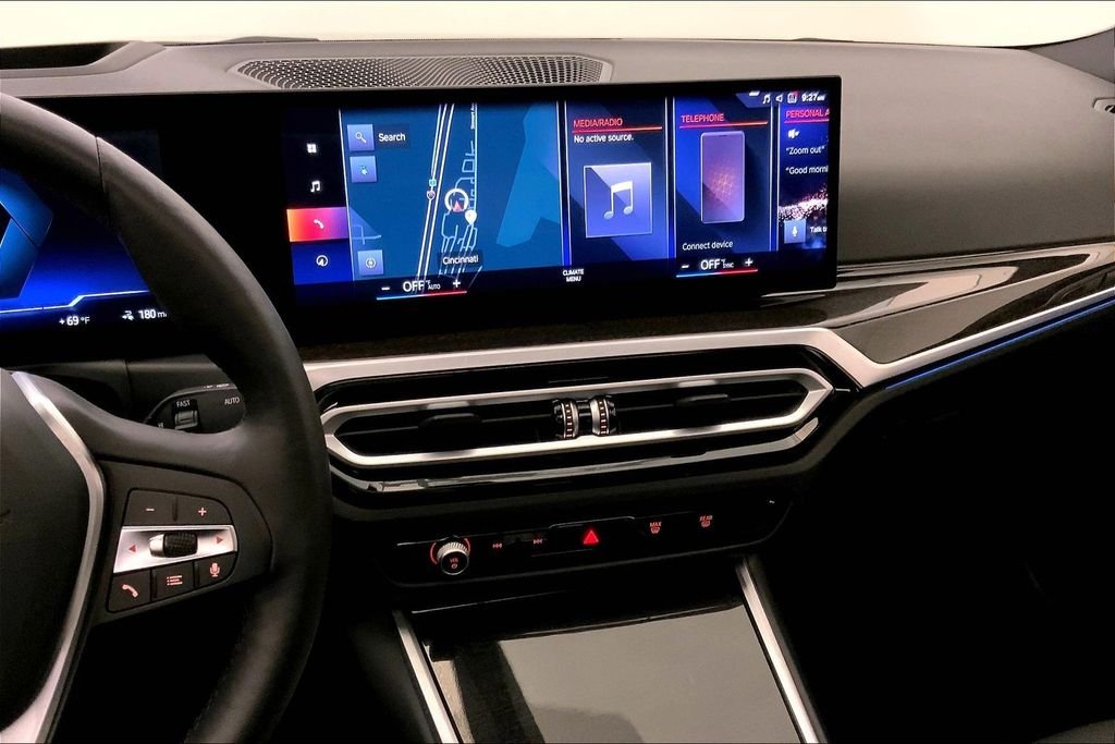 Used 2023 Black Sapphire Metallic BMW  image 5