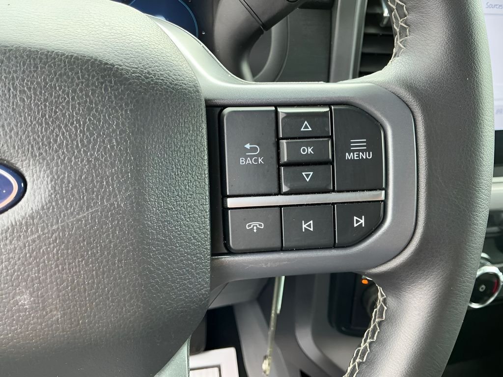 Used 2025 Gray Ford XLT image 30