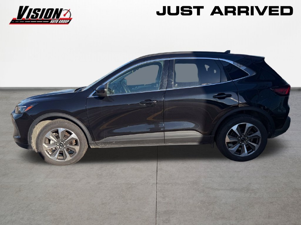 Used 2025 Black Ford Platinum image 8