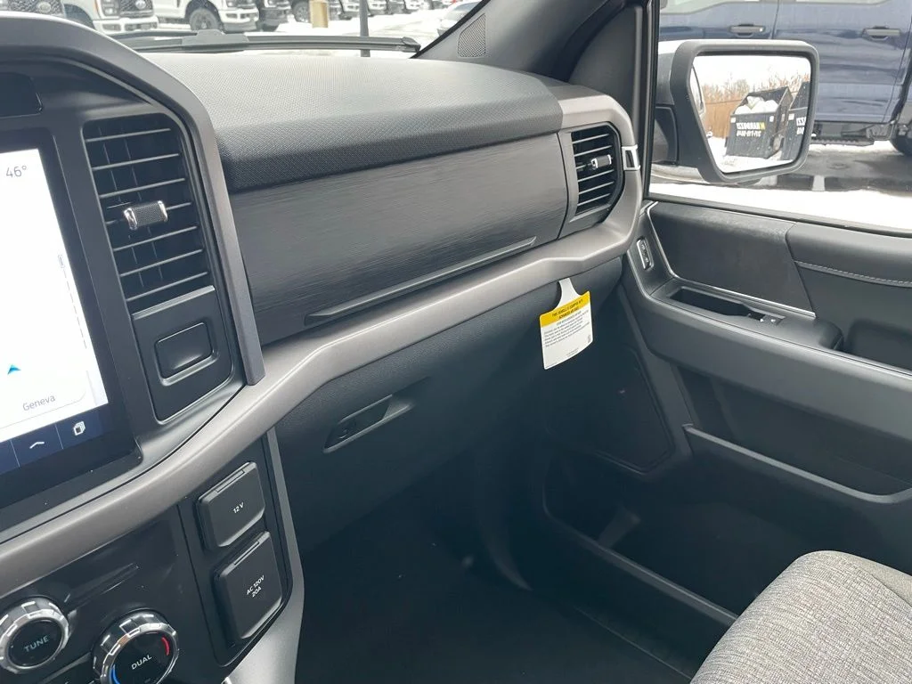 2025 Ford F-150 XLT - Photo 51