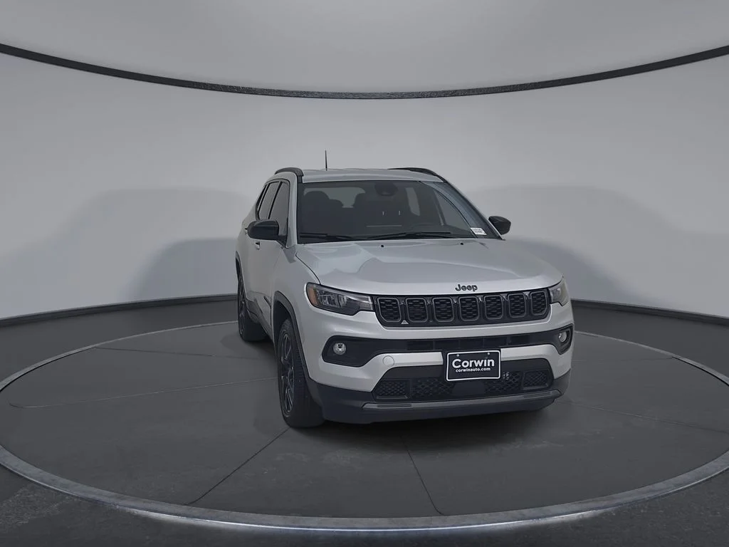 New 2026 Silver Zynith Metallic Clearcoat Jeep Latitude image 4