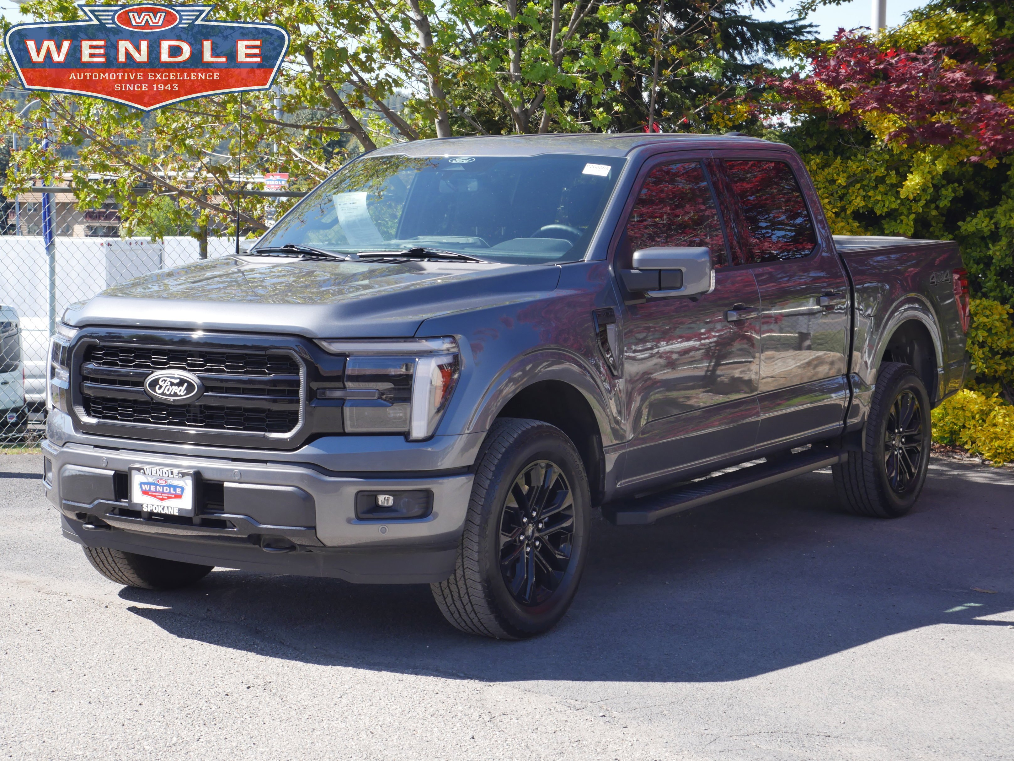 2025 Ford F-150 Lariat 4x4 SuperCrew 145 in's photo