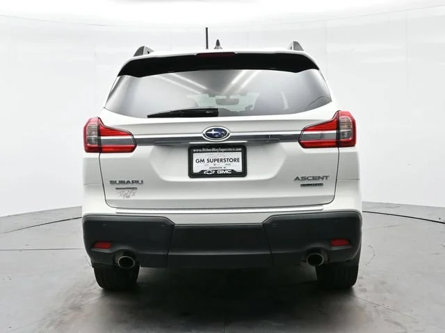 Used 2019 Crystal White Pea Subaru Limited image 6
