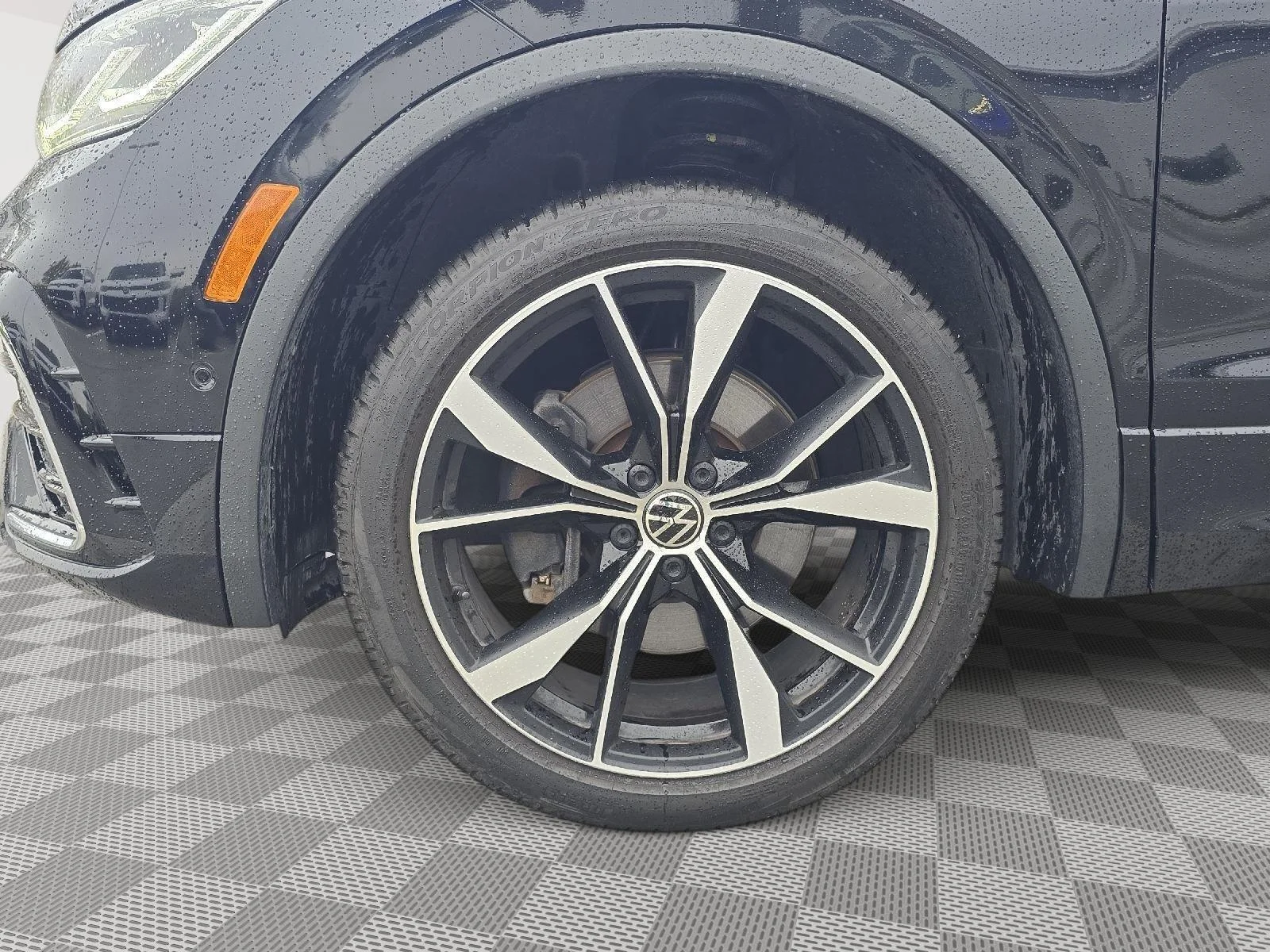 Certified Used 2024 BLACK Volkswagen SEL R-Line image 10