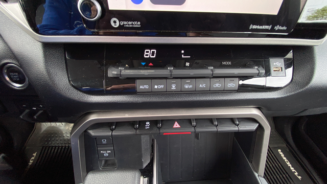 Used 2024 Ice Cap Toyota SR5 image 16